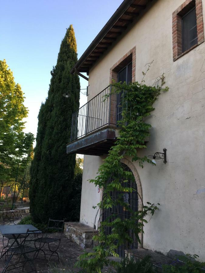 Le Tre Pietre - Podere Nel Chianti Agroturismo